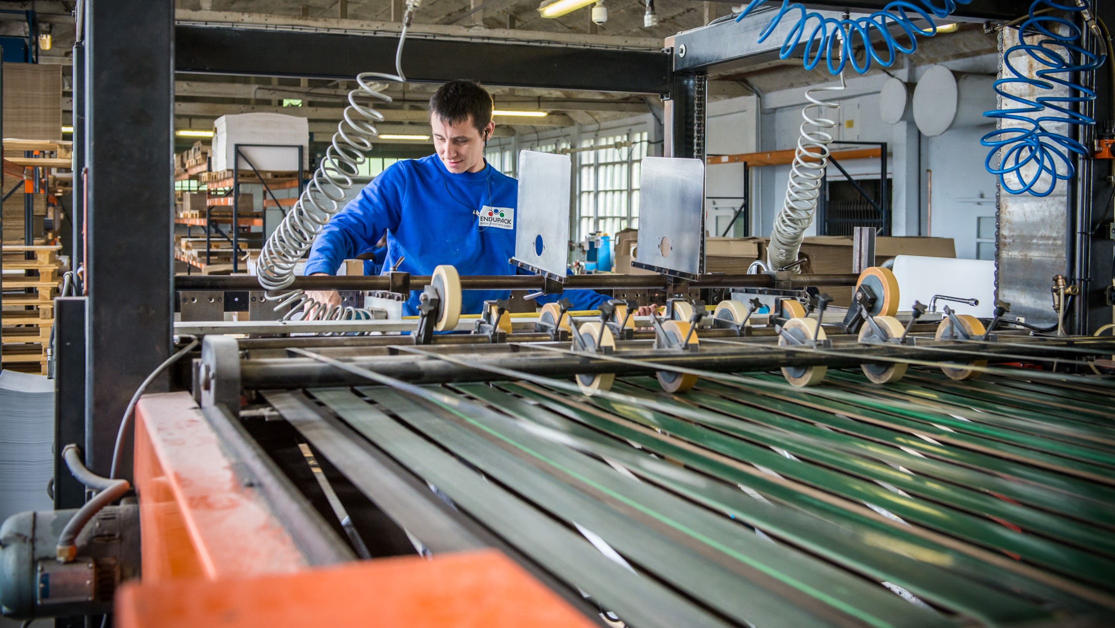 فرآیند ساخت و تولید تسمه استیل