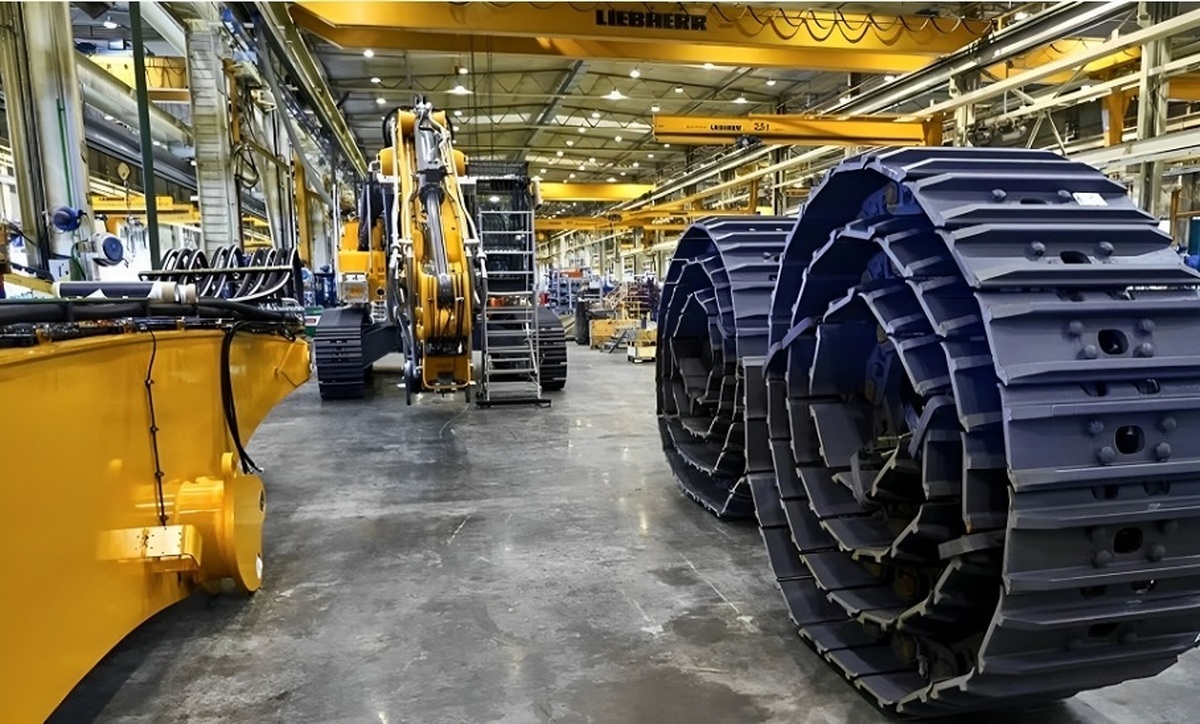 کاربرد ورق ضد سایش در خط تولید بیل مکانیکی